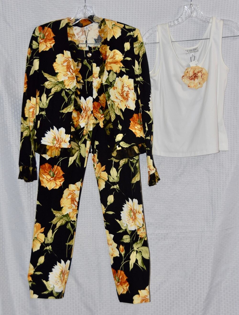St. John Sport by Marie Gray Marigold Floral Ruffle Blazer 3pc Suit Small NEW!!